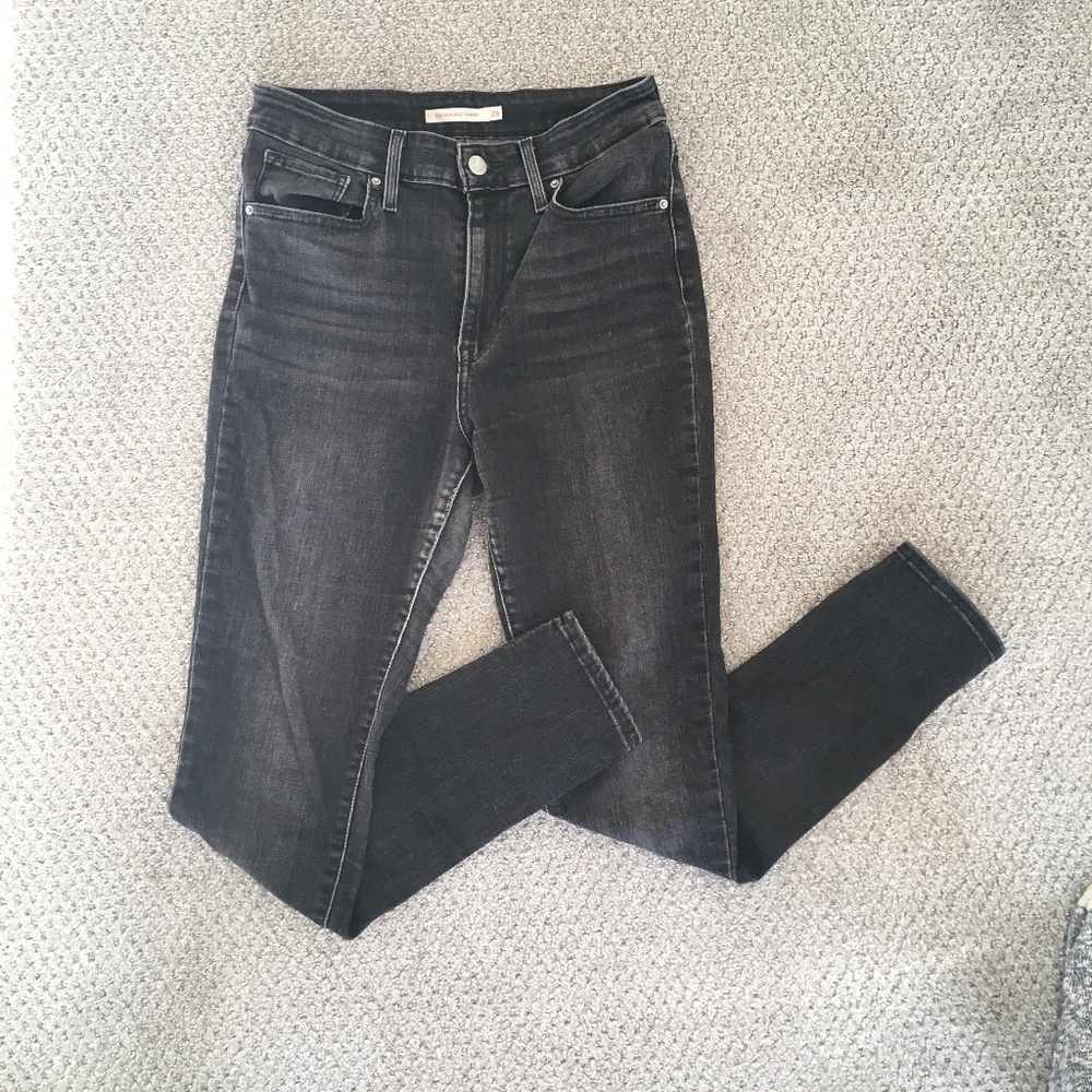 LEVI'S 721 HIGH RISE SKINNY WOMEN'S JEANS SOFT BLACK SIZE 28